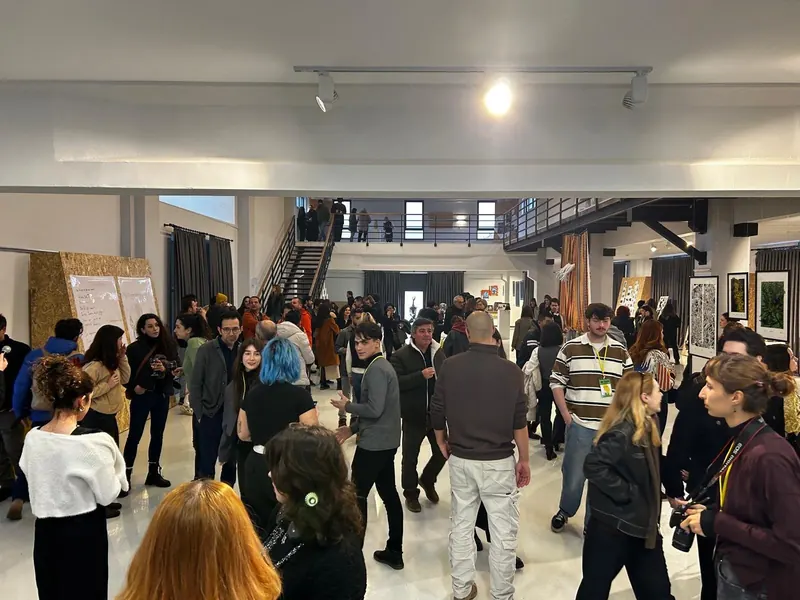 Art exhibitions